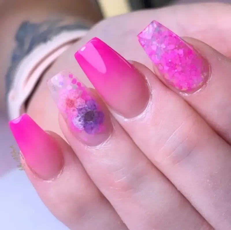 Indigo Nails Beautystones Love Is Love negleglitter