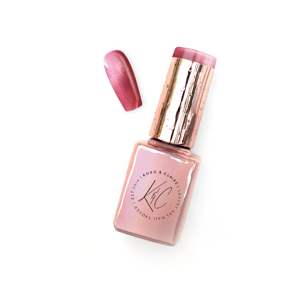 KoKo & Claire 0190 Fall in Love cateye gellak pink 12 ml