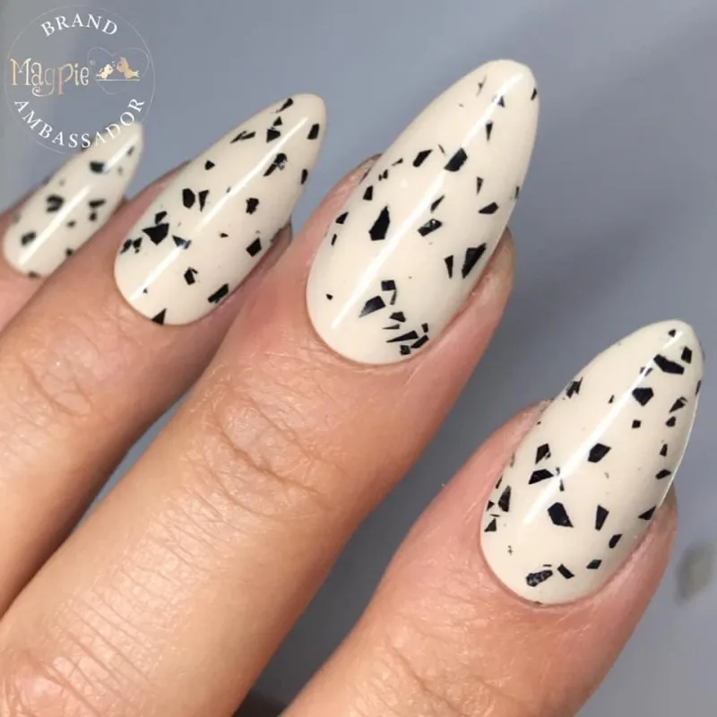Indigo Nails Beautystones Raven neglitter til neglekunst