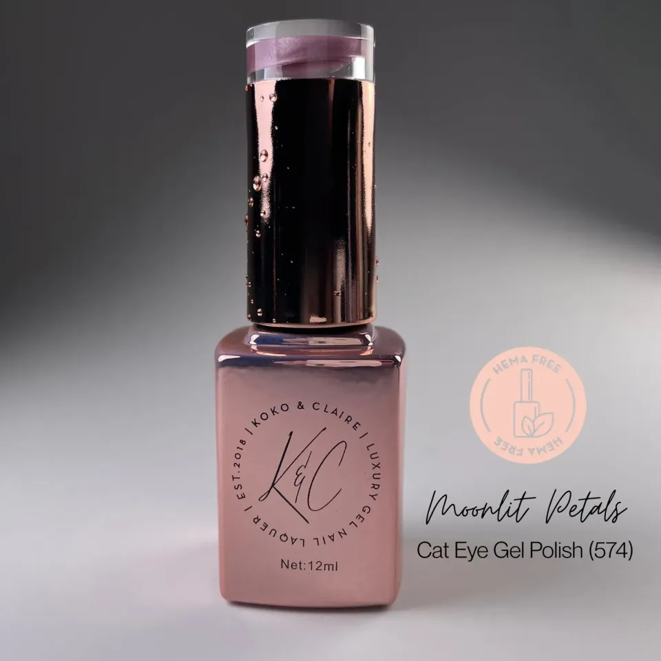 KoKo & Claire 0574 Moonlit Petals cateye gellak 12 ml lilla