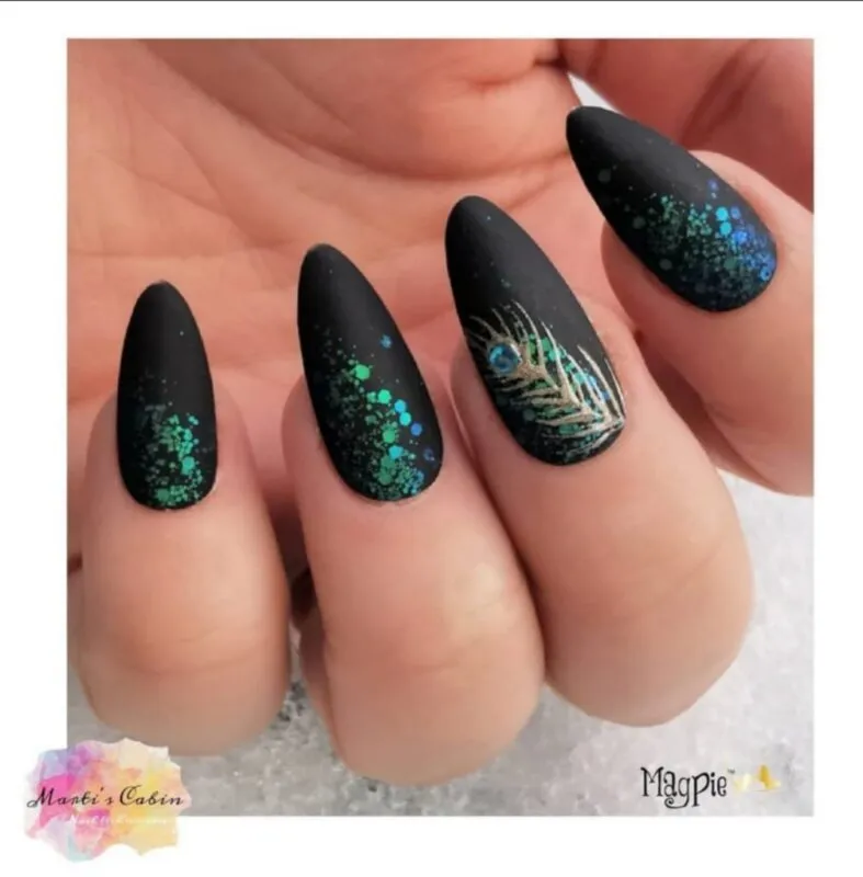 Indigo Nails Joan Glitter negleglitter til effekt