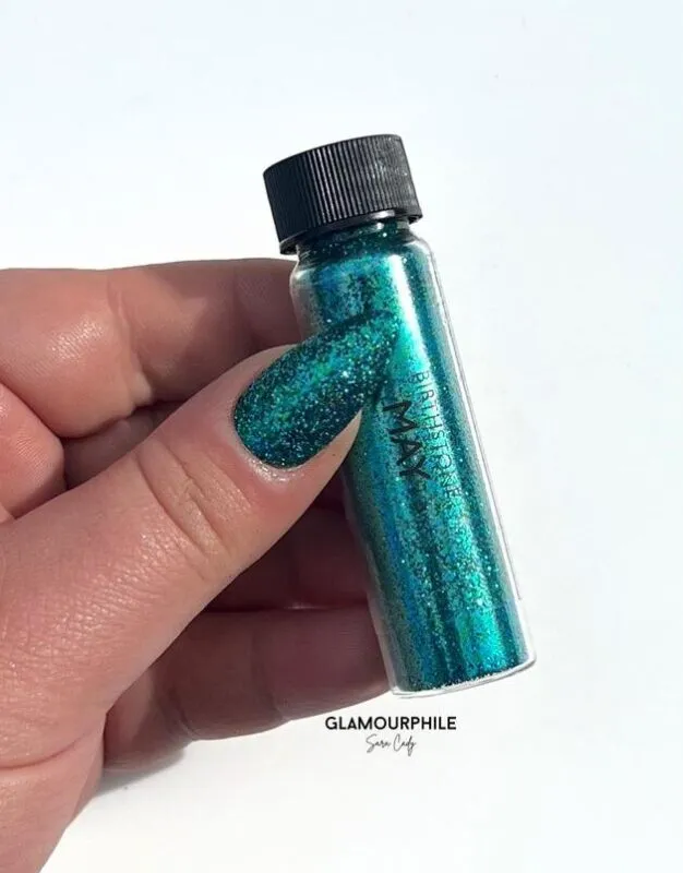 Indigo Nails May Birthstone negleglitter sten