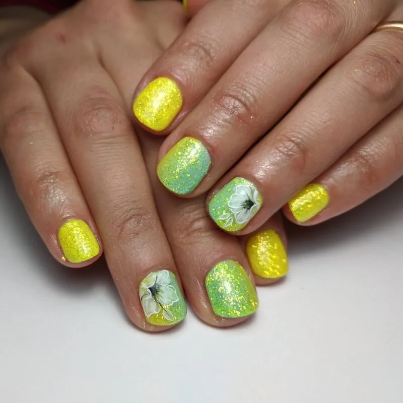 Indigo Nails Beautystones Lucy neglitter