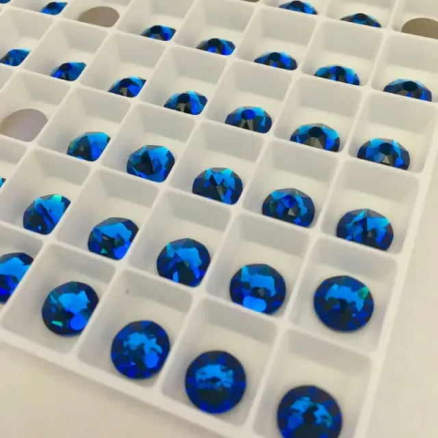 Beautystones Crystals Capri Blue neglekrystaller blå glans