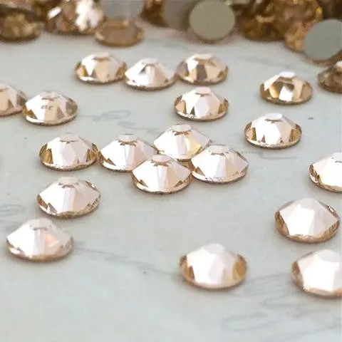 Beautystones Silk neglekrystaller flat back med perleglans
