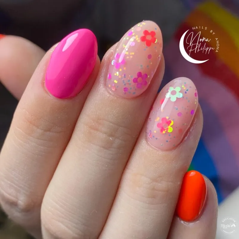 Indigo Nails Flowers Orange negleblomster tørrede